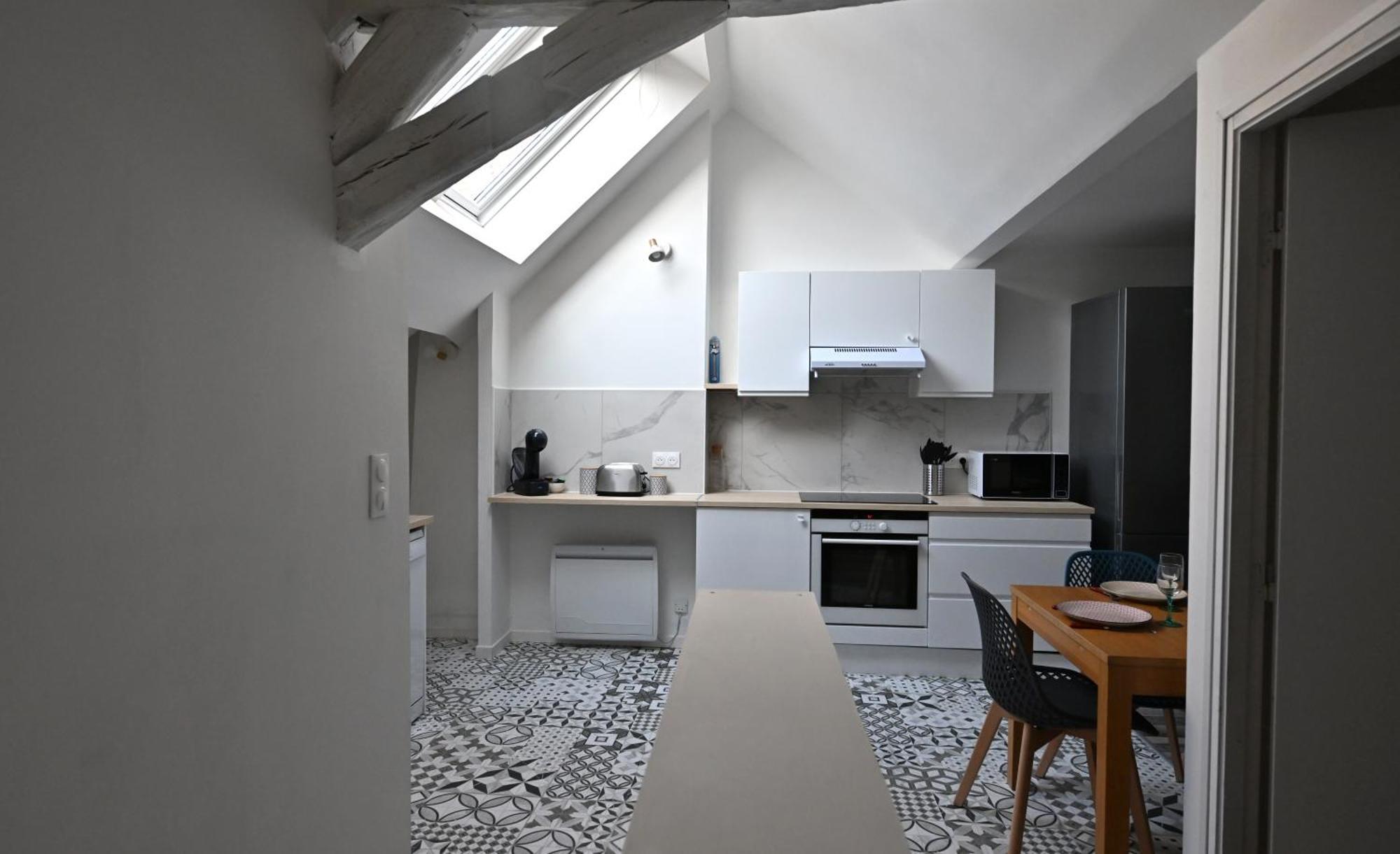 3 Appartements Premium Au Pied De La Cathedrale - Hypercentre Санс Экстерьер фото