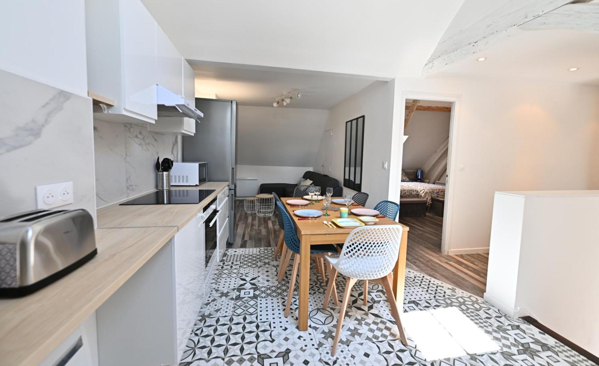 3 Appartements Premium Au Pied De La Cathedrale - Hypercentre Санс Экстерьер фото