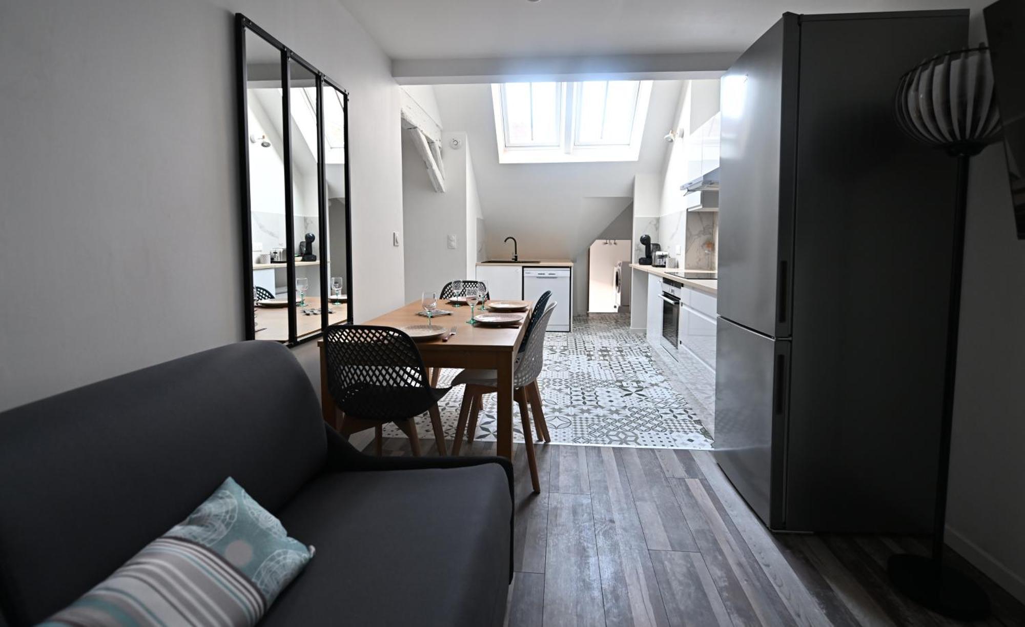 3 Appartements Premium Au Pied De La Cathedrale - Hypercentre Санс Экстерьер фото