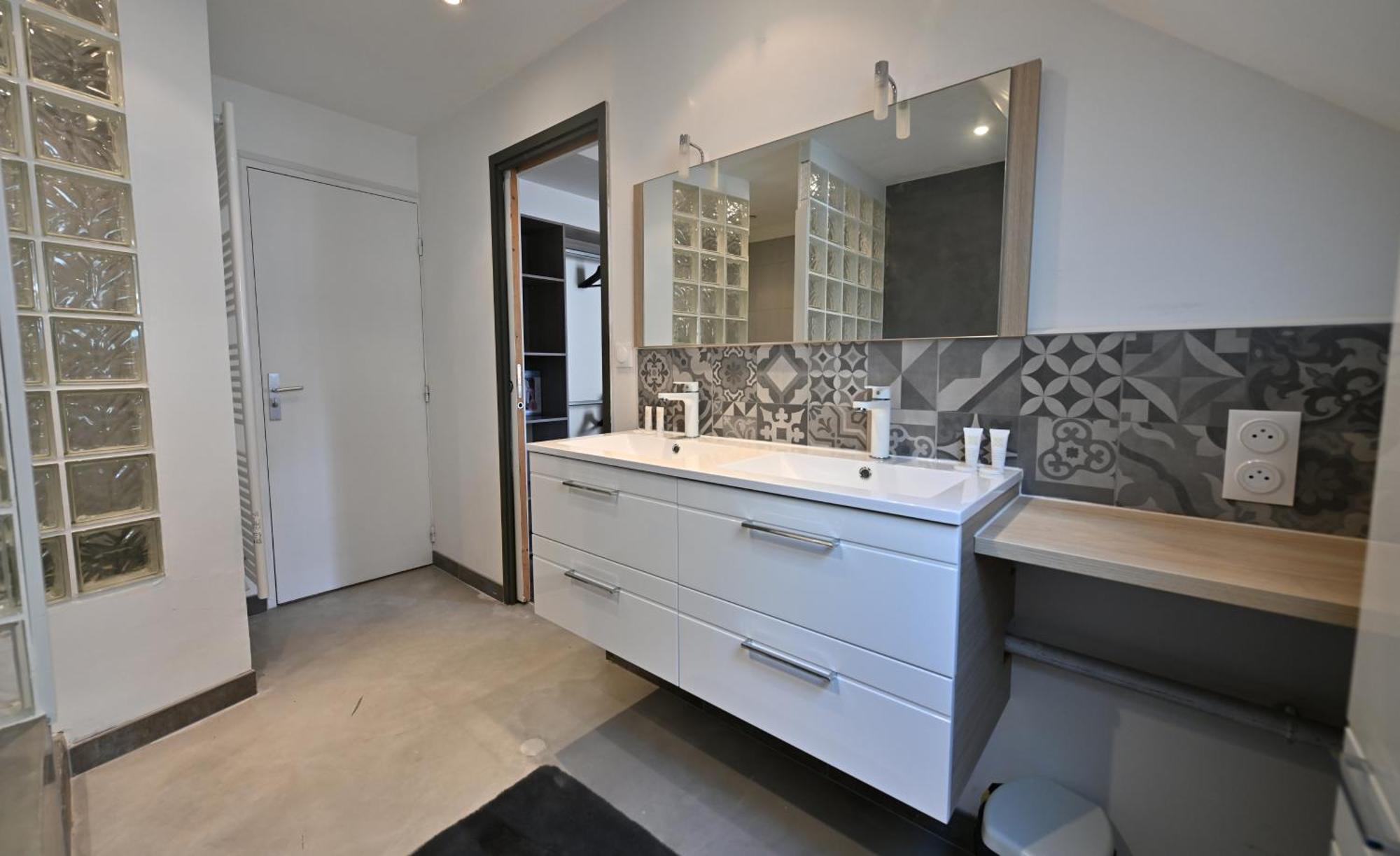 3 Appartements Premium Au Pied De La Cathedrale - Hypercentre Санс Номер фото